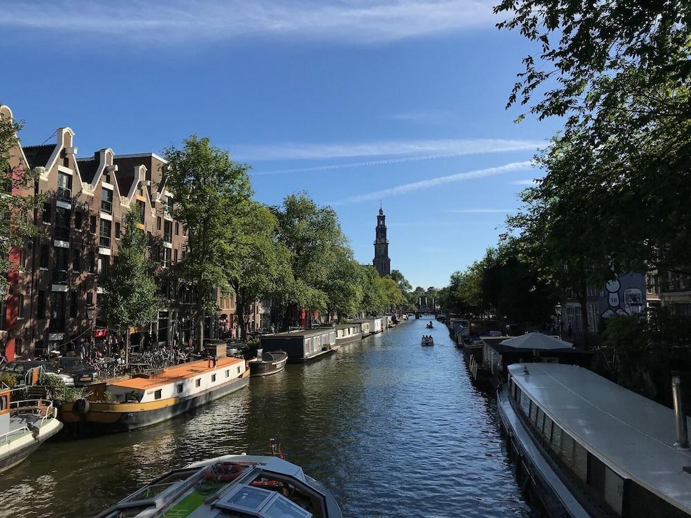 The Pavilions Amsterdam, The Toren Екстер'єр фото